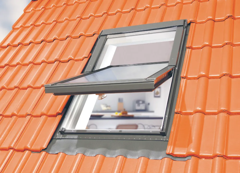 Optilight „TLP Kunststoffschwingfenster mit Eindeckrahmen"